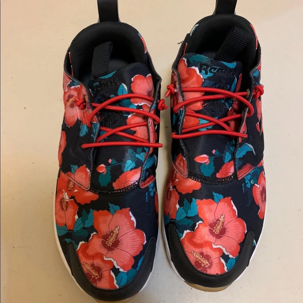 Reebok women’s sneakers